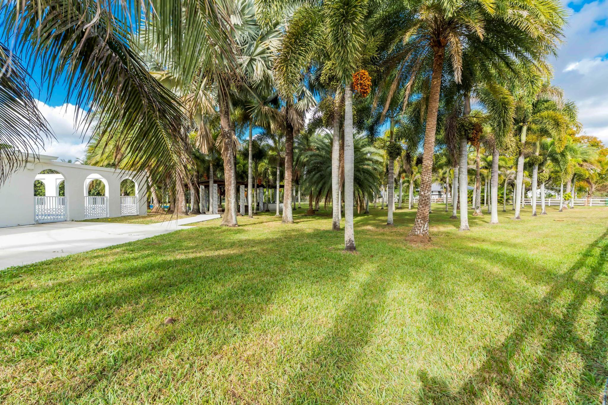 Chambers Sub Sw1/4 1-5b B - Residential Lease