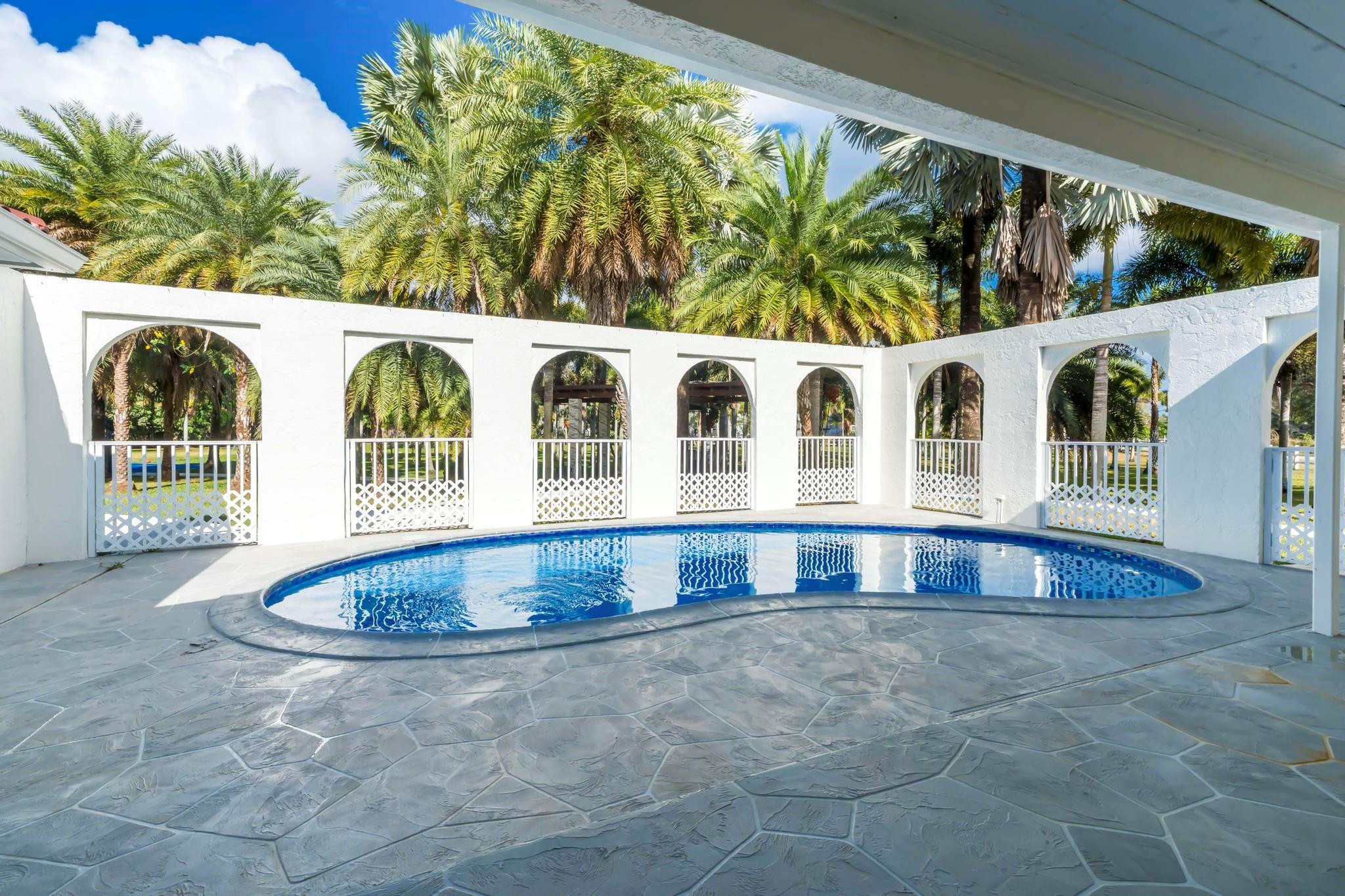 Chambers Sub Sw1/4 1-5b B - Residential Lease