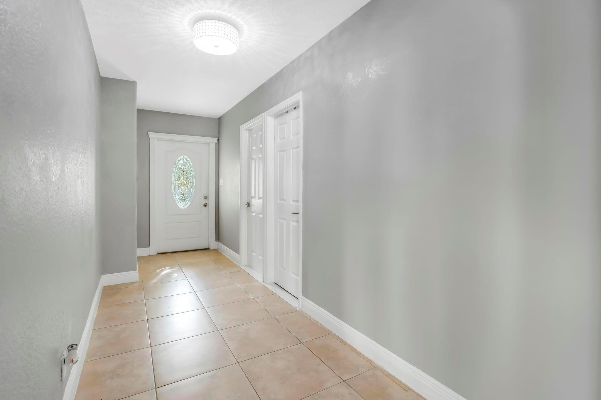 Chambers Sub Sw1/4 1-5b B - Residential Lease