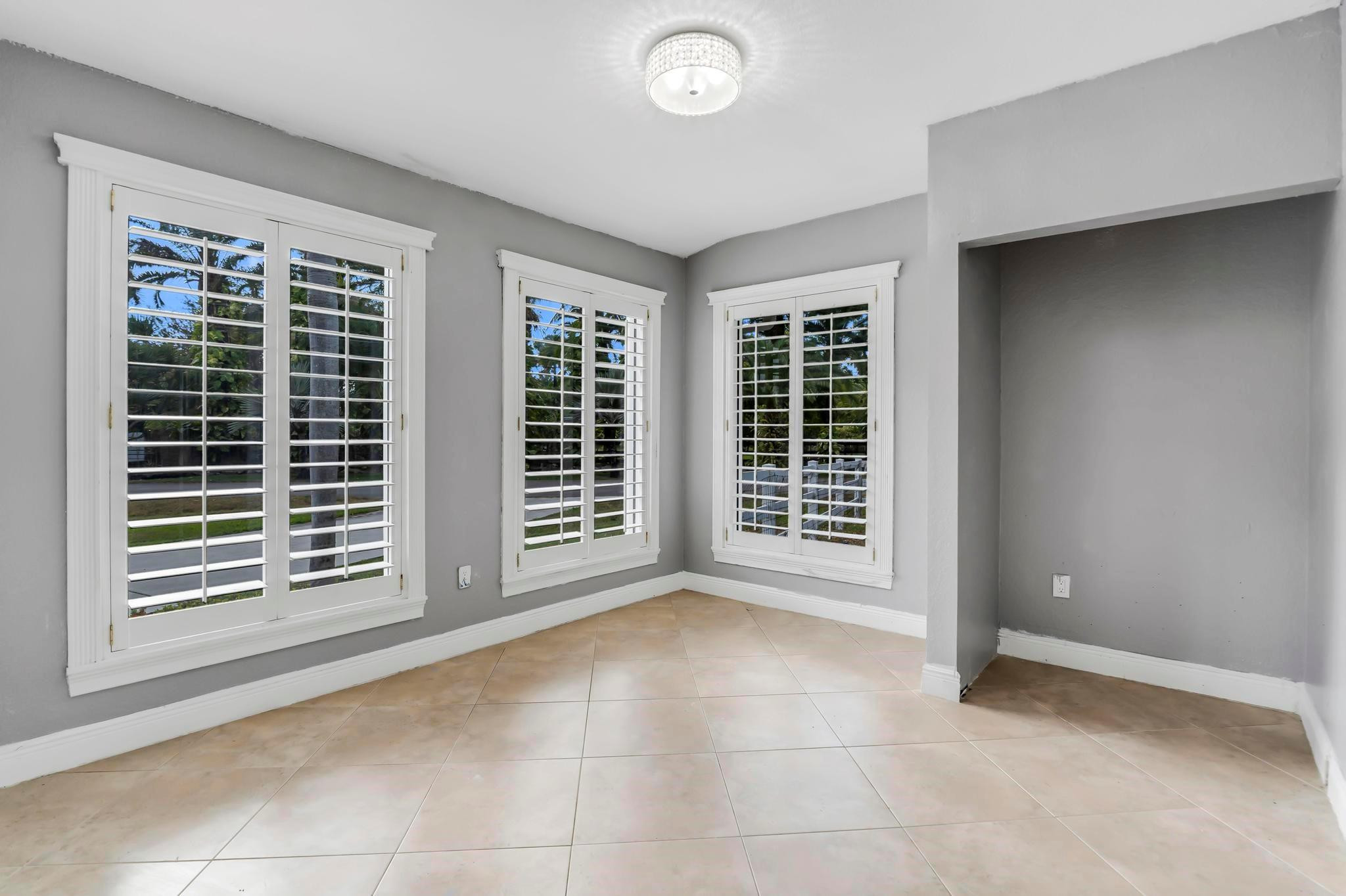 Chambers Sub Sw1/4 1-5b B - Residential Lease