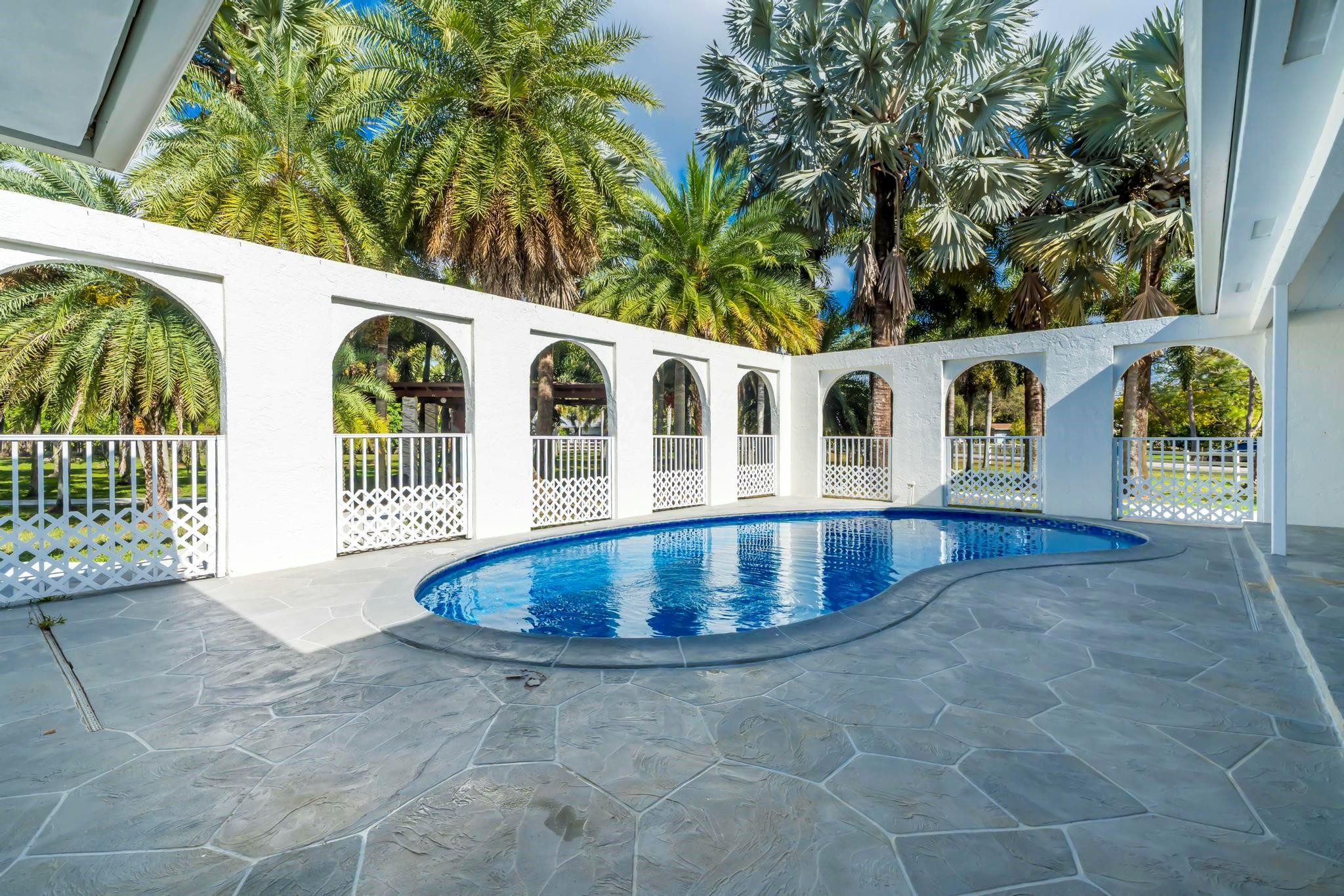 Chambers Sub Sw1/4 1-5b B - Residential Lease