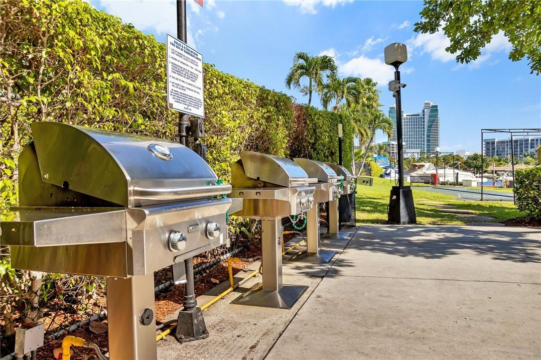 OLYMPUS CONDO - Residential