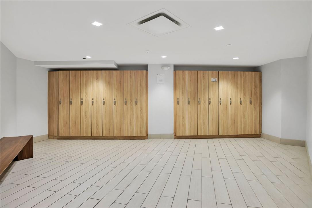 OLYMPUS CONDO - Residential