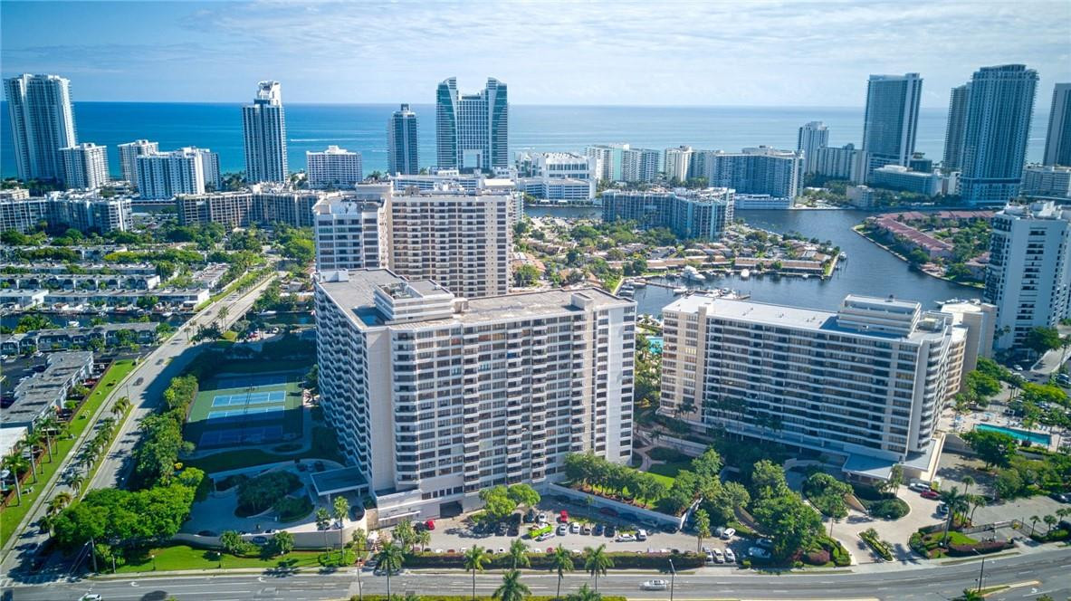 OLYMPUS CONDO - Residential