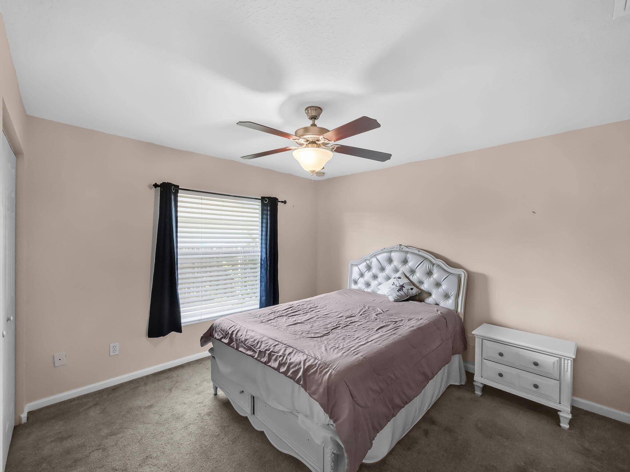 PORT ST LUCIE SECTION 33 - Residential