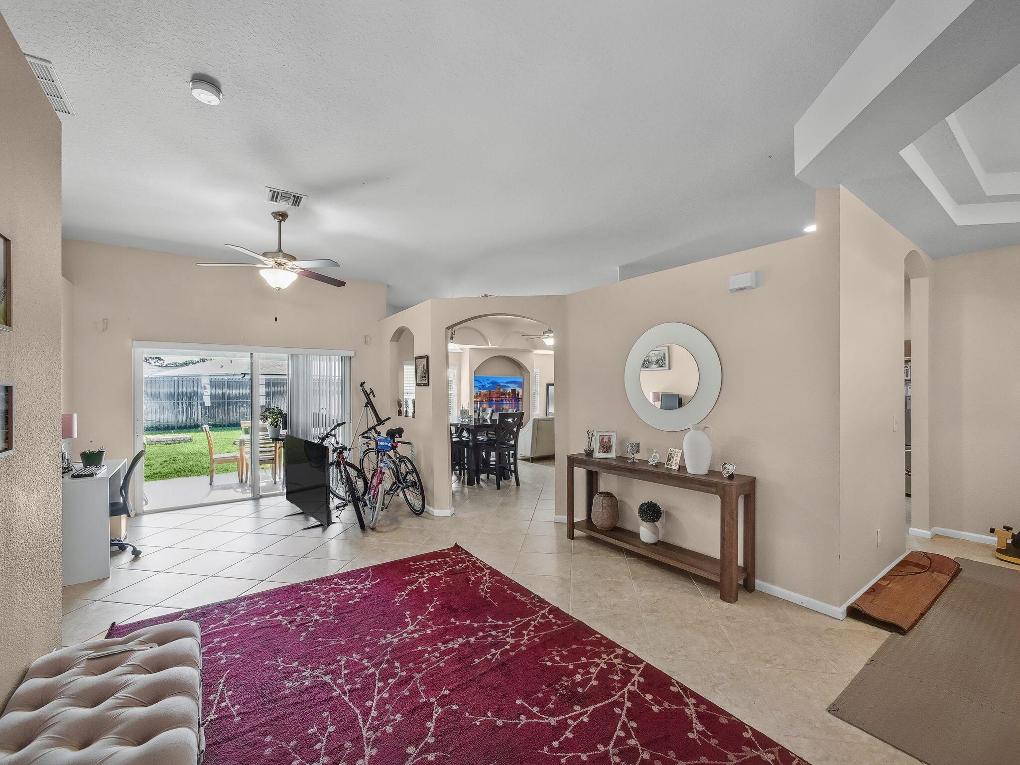 PORT ST LUCIE SECTION 33 - Residential