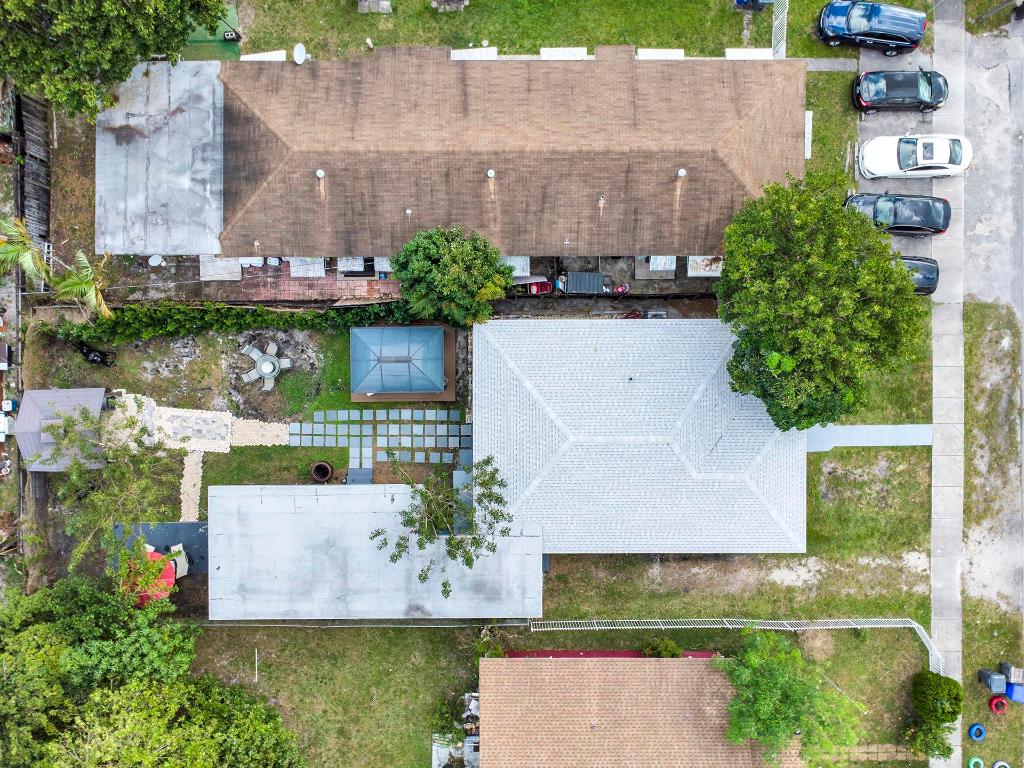 SOUTH HOLLYWOOD AMD PLAT - Residential Lease