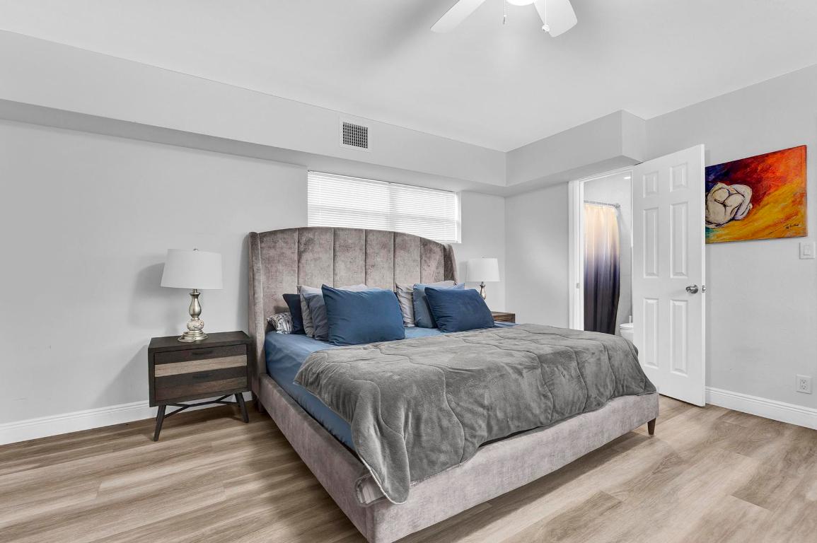 SOUTH HOLLYWOOD AMD PLAT - Residential Lease