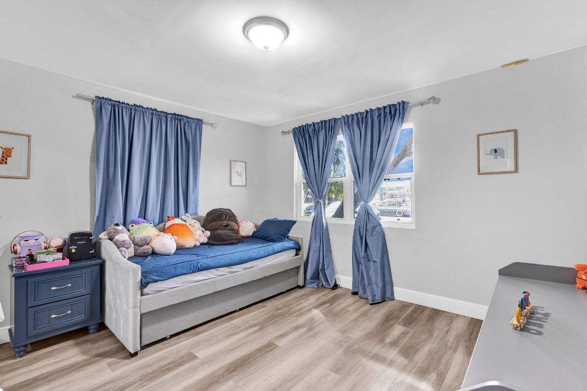 SOUTH HOLLYWOOD AMD PLAT - Residential Lease