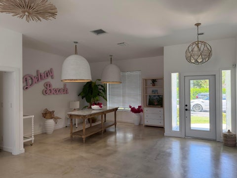 Tiny photo for 200 SE 7TH Avenue, Delray Beach, FL 33483 (MLS # B26054302)