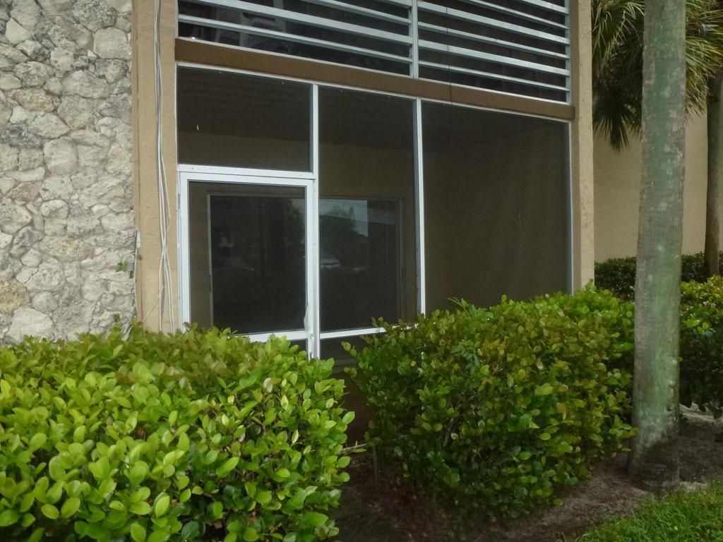 Photo of 120 Sparrow Drive #115, Royal Palm Beach, FL 33411 (MLS # B26024596)