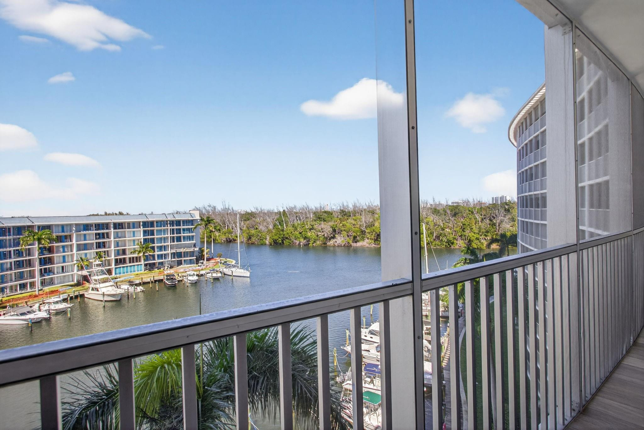 HILLSBORO COVE - Residential