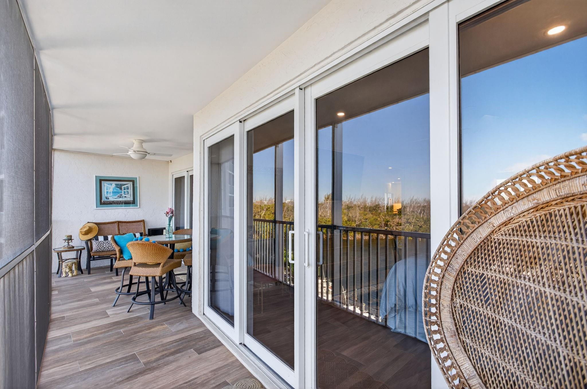 HILLSBORO COVE - Residential