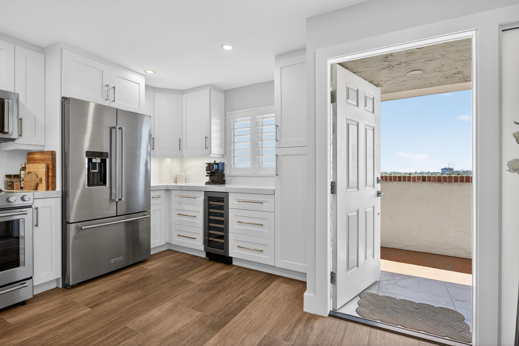 HILLSBORO COVE - Residential