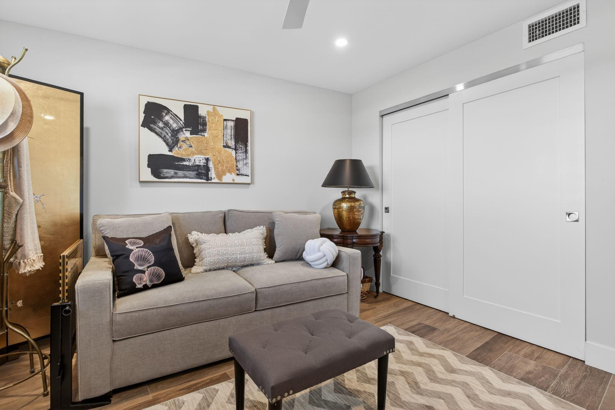 HILLSBORO COVE - Residential