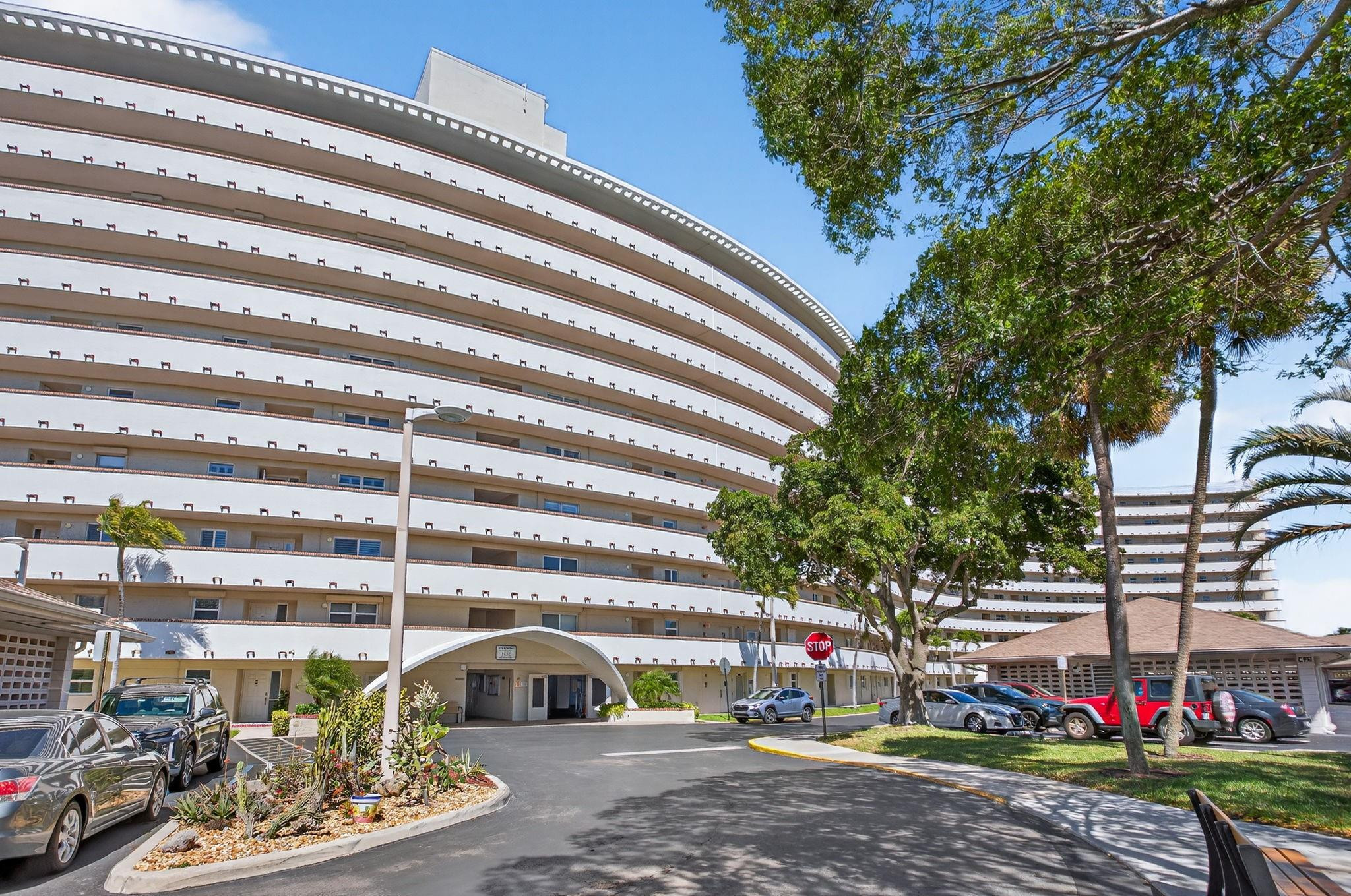 HILLSBORO COVE - Residential