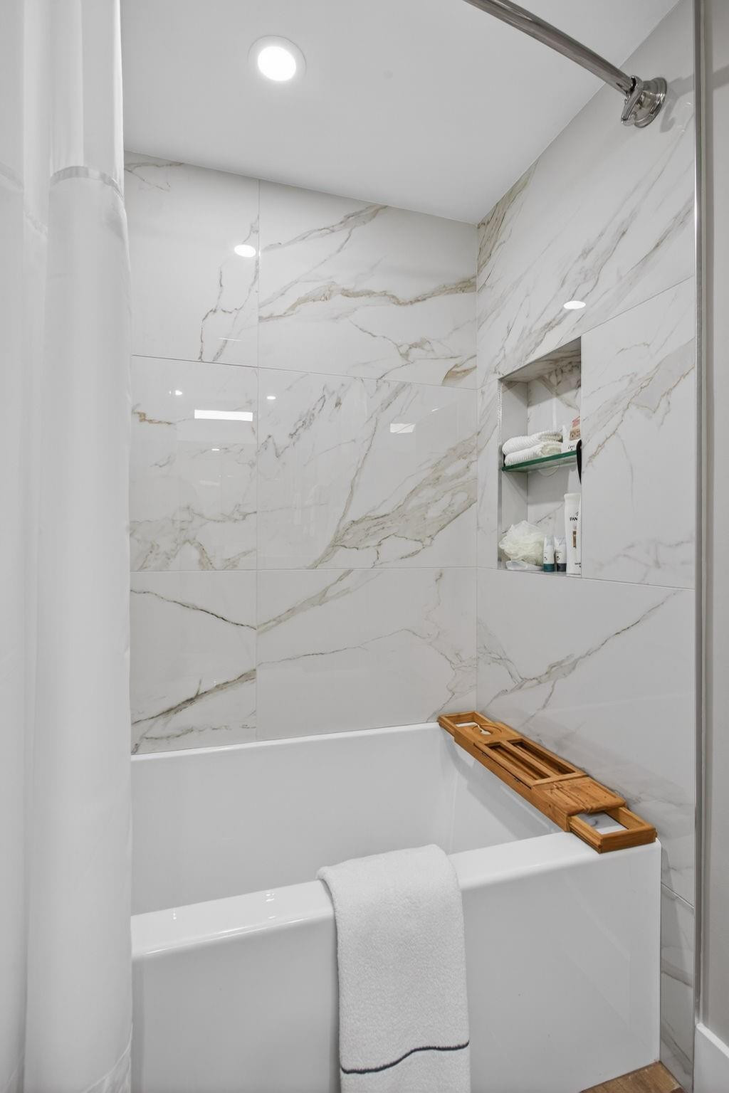 HILLSBORO COVE - Residential