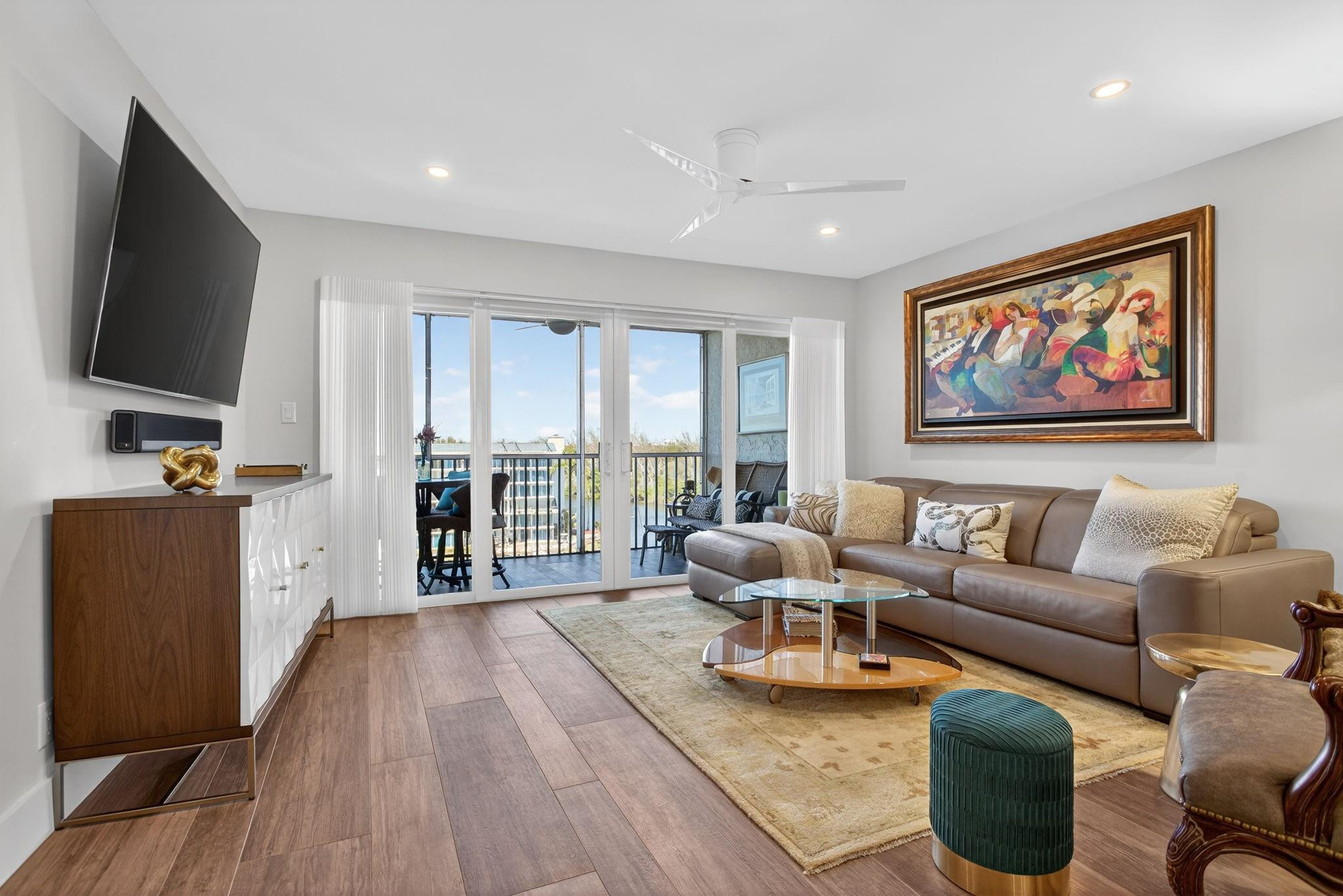 HILLSBORO COVE - Residential