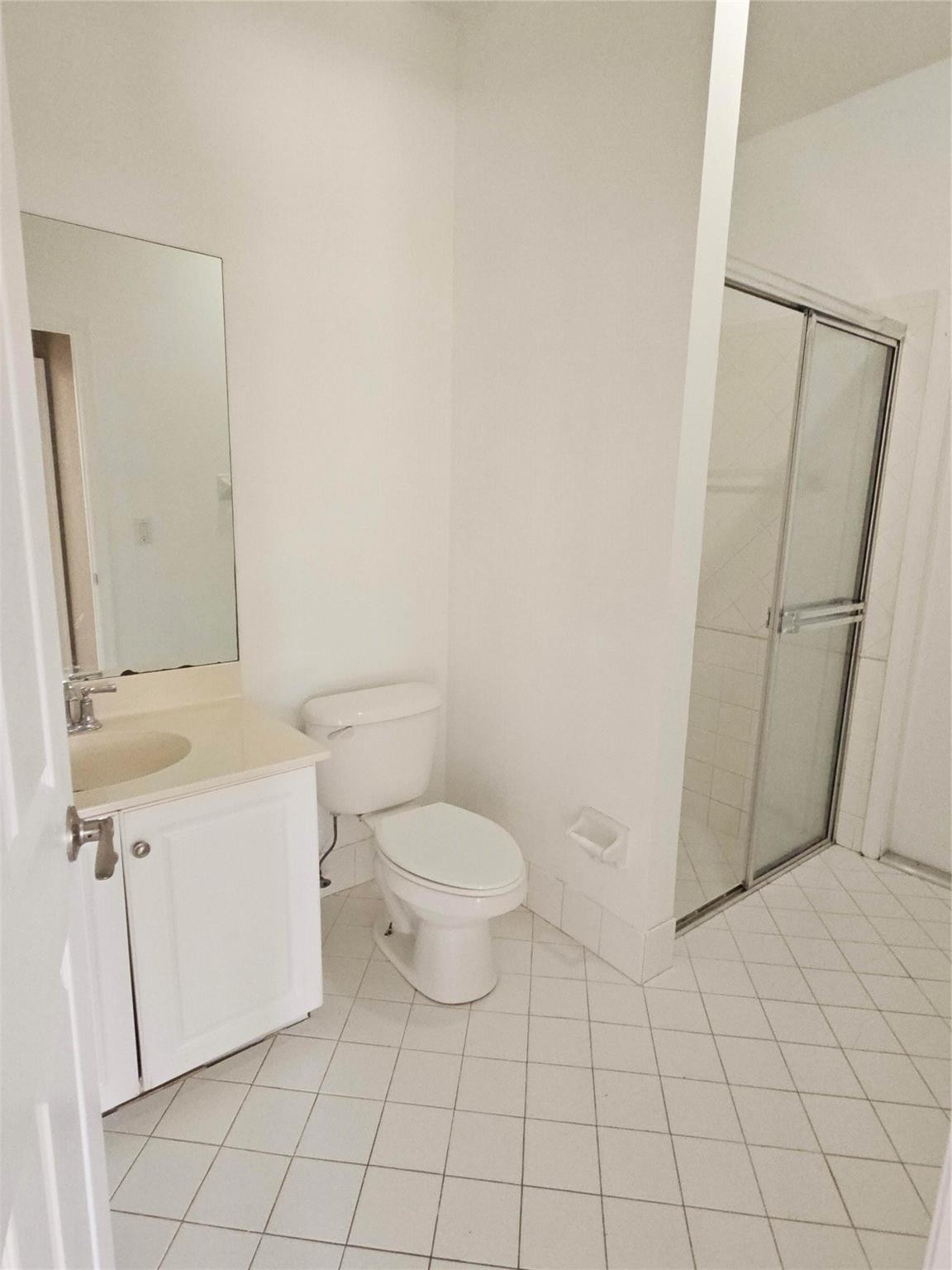 PEMBROKE ISLES IV - Residential Lease