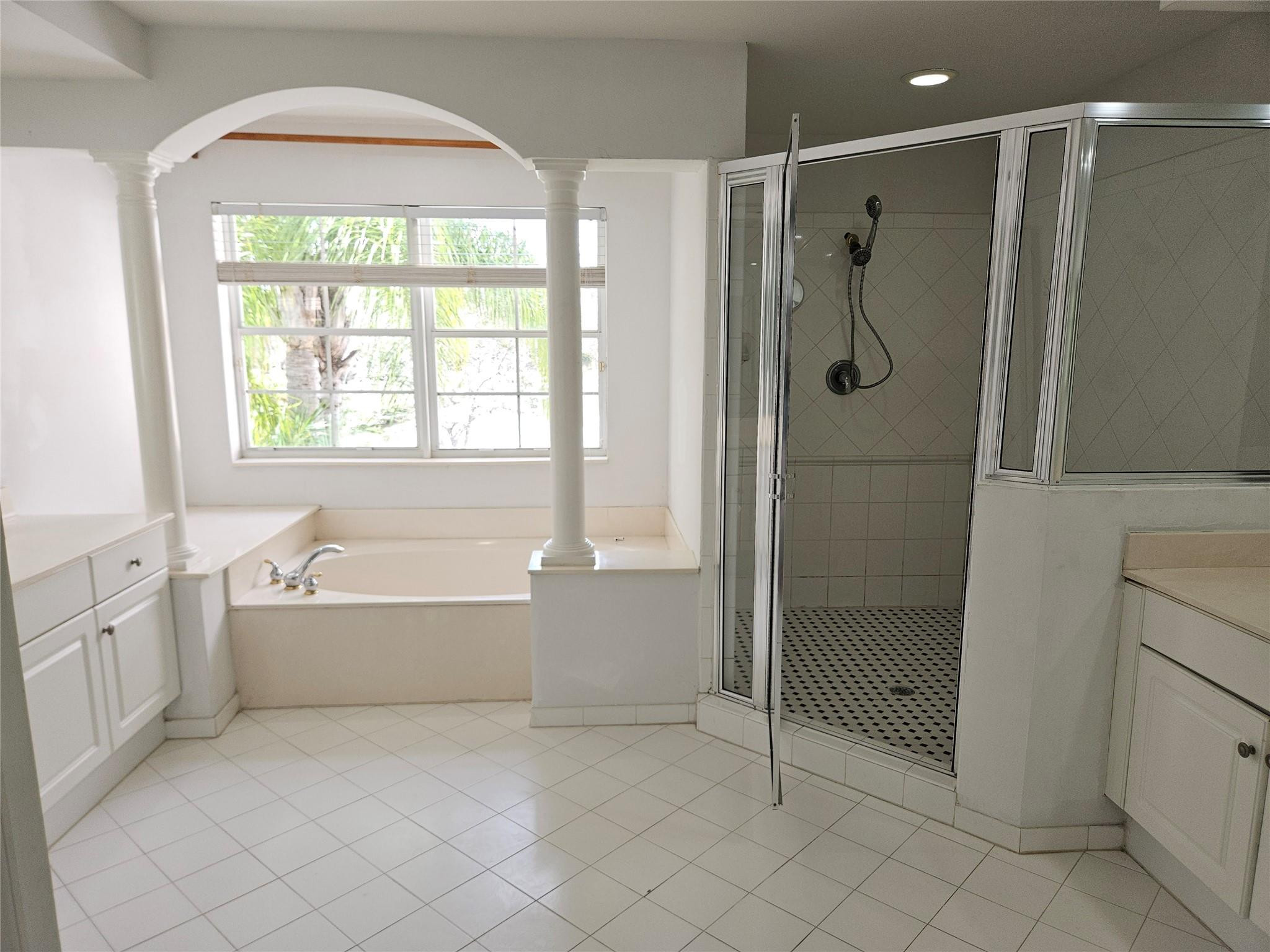 PEMBROKE ISLES IV - Residential Lease