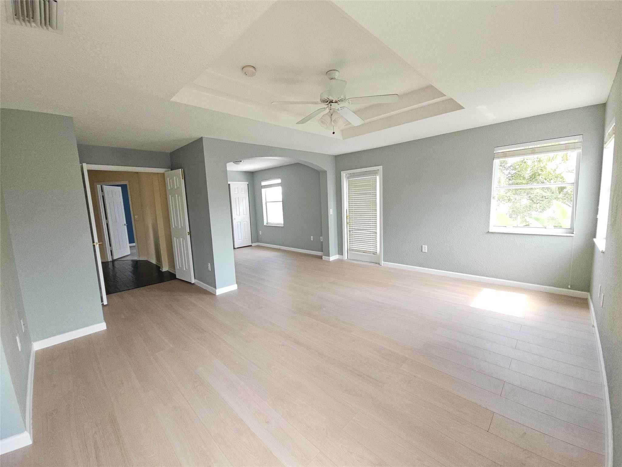 PEMBROKE ISLES IV - Residential Lease