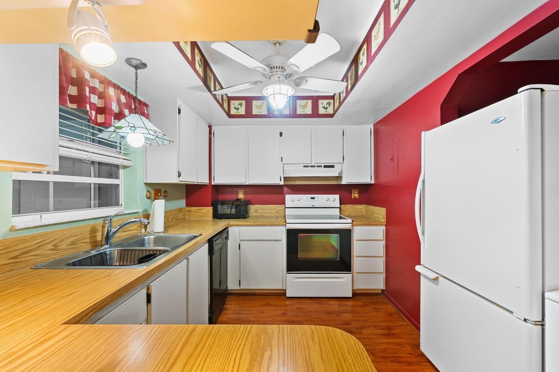 Flamingo Gardens - Residential