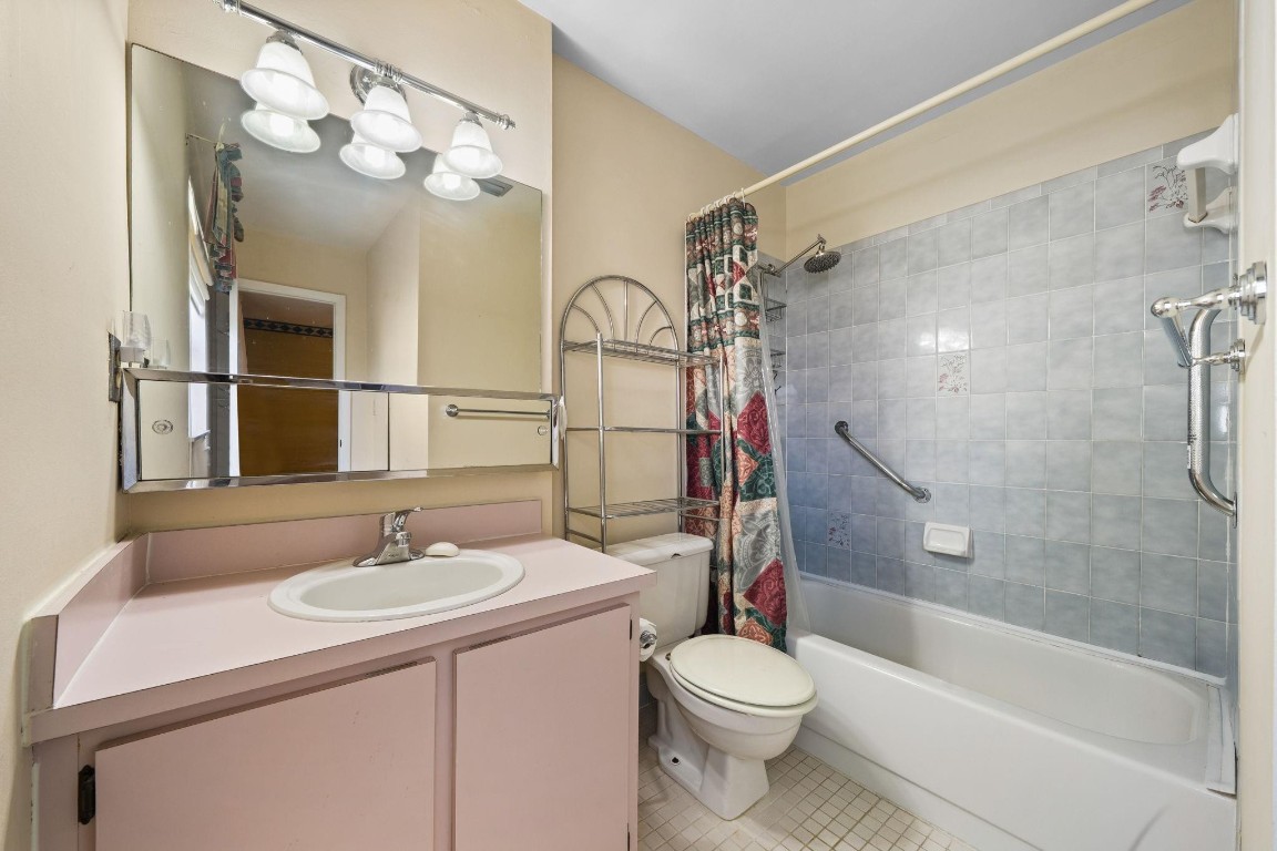 Flamingo Gardens - Residential