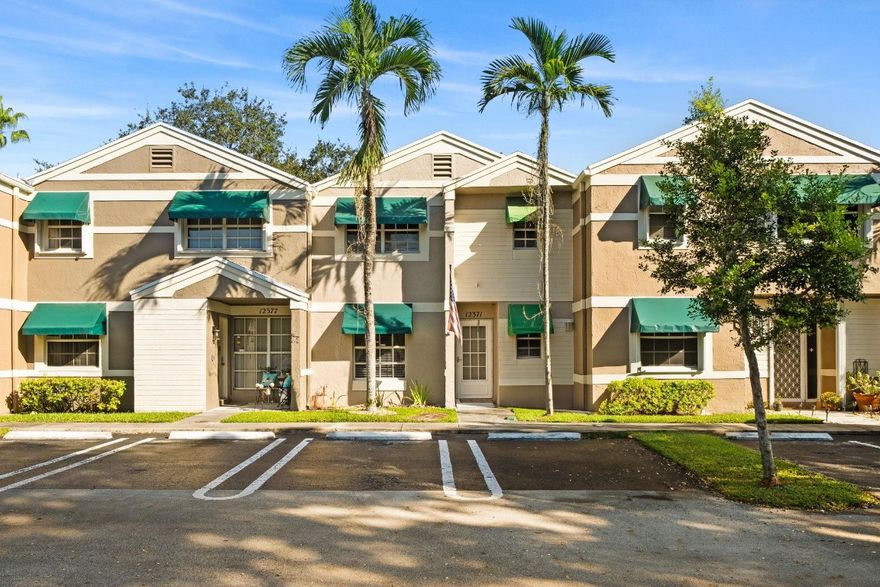 Opportunity to make this AFFORDABLE Townhouse your very own! Large Open Living Space with Living, Dining, Kitchen and Half Bath Downstairs and Both Bedrooms with Ensuite Bathrooms Upstairs. Large Screened in Outdoor space perfect for outdoor dining. Quiet Community, Professionally Managed and Maintained, Landscaping included, Community Pool and Walking Paths. Close to Shopping and Dining and easy quick access to major highways. Seller is very motivated to make this your home! Property Can not be rented the First Year Owned and All Applicants must have 650 credit score or higher. Bring your offer!