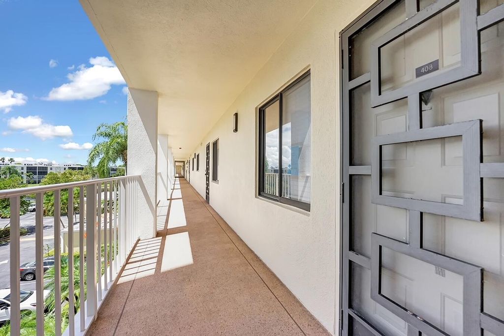 Photo of 7260 Kinghurst Drive #408, Delray Beach, FL 33446 (MLS # R10816570)