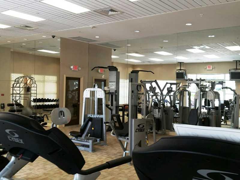 PRADO CONDO - Residential