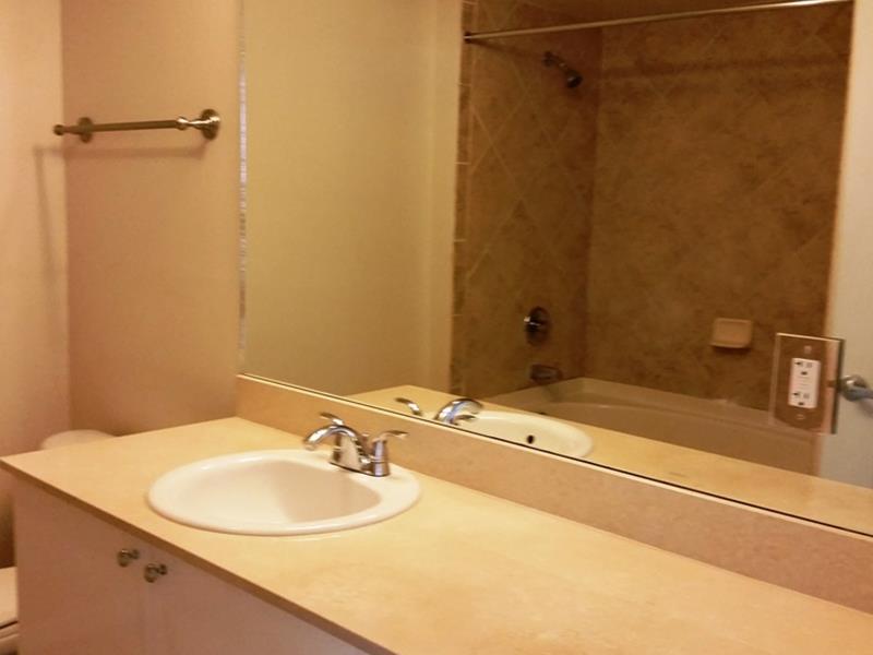 PRADO CONDO - Residential