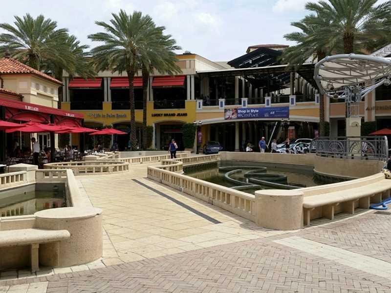 PRADO CONDO - Residential