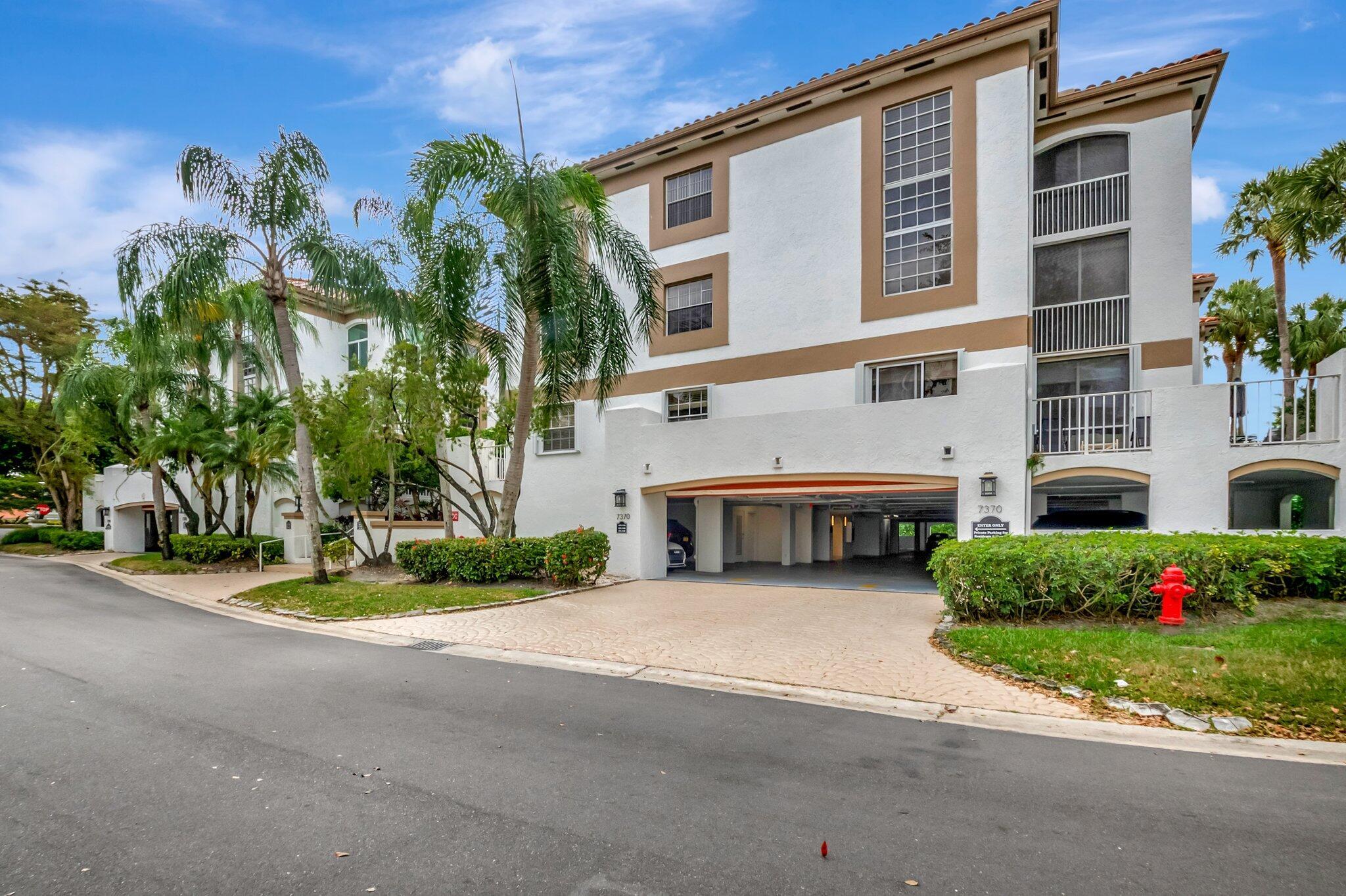 Enjoy the Florida lifestyle in this gorgeous 1st-floor condo in Boca Grove Country Club . This unit features a spacious dining area that is perfect for entertaining, plus an enclosed balcony with steps leading to the pool. Features include 2 bedrooms, 2 bathrooms,a split bedroom floor plan, high ceilings, and the unit includes one covered parking space. Boca Grove amenities include access to incredible golf, 12 har-tru tennis courts, 1 red clay court, 5 pickleball courts, 2 brand new Padel courts, and a newly remodeled resort style pool and fitness center.