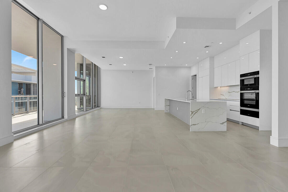 NAUTILUS 220 CONDO - Residential Lease