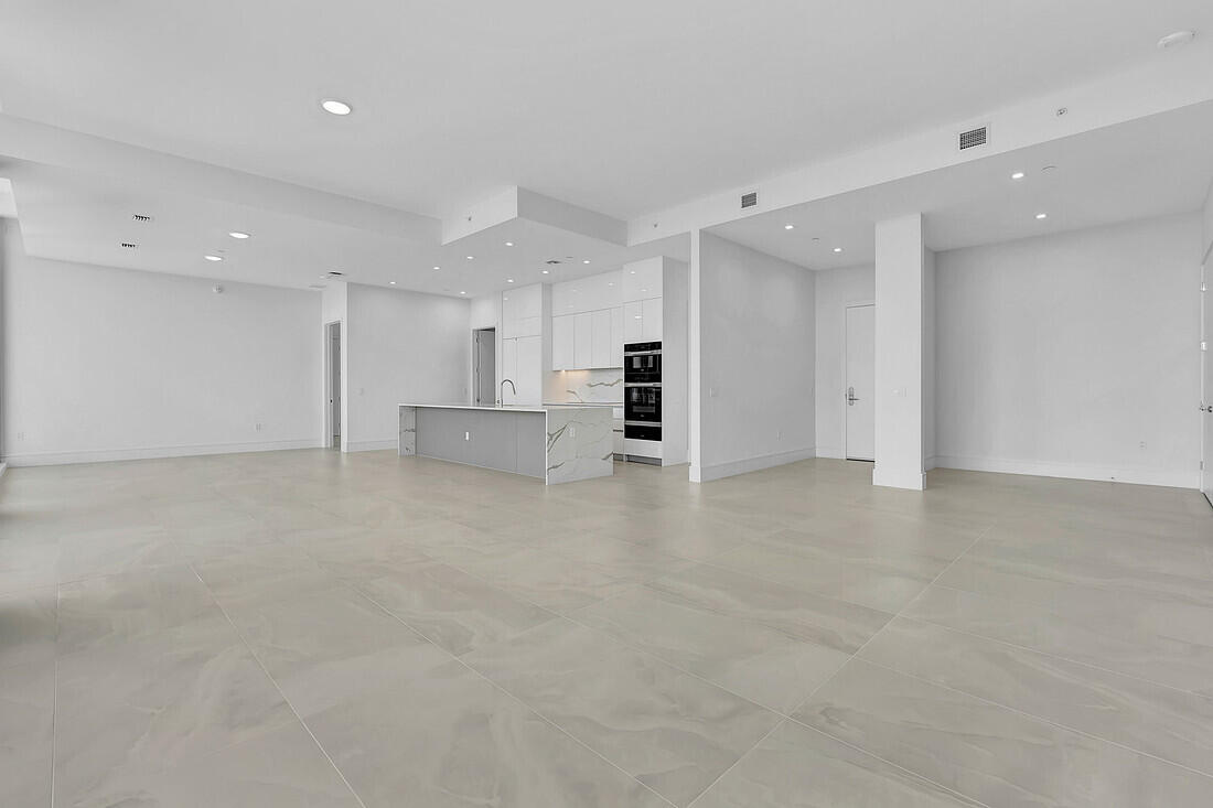 NAUTILUS 220 CONDO - Residential Lease