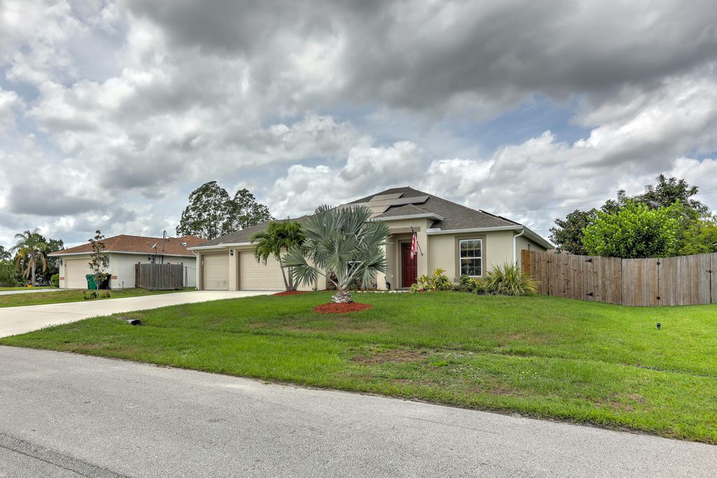 Photo of 1575 SW Andalusia Road, Port Saint Lucie, FL 34953 (MLS # R10992460)