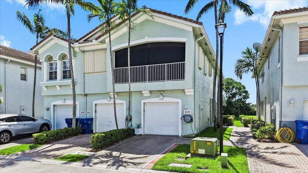 Photo of 3175 LAUREL RIDGE Circle, Riviera Beach, FL 33404 (MLS # B26078521)