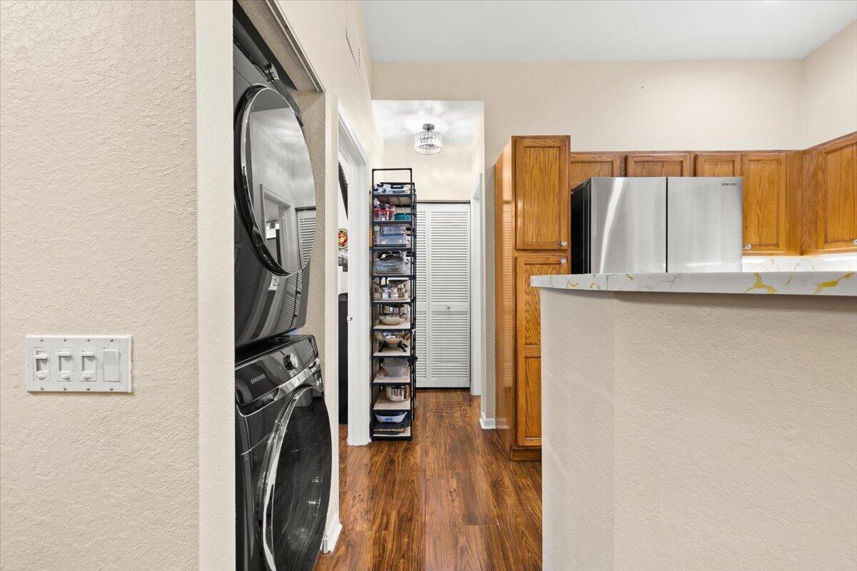 3175 LAUREL RIDGE Circle