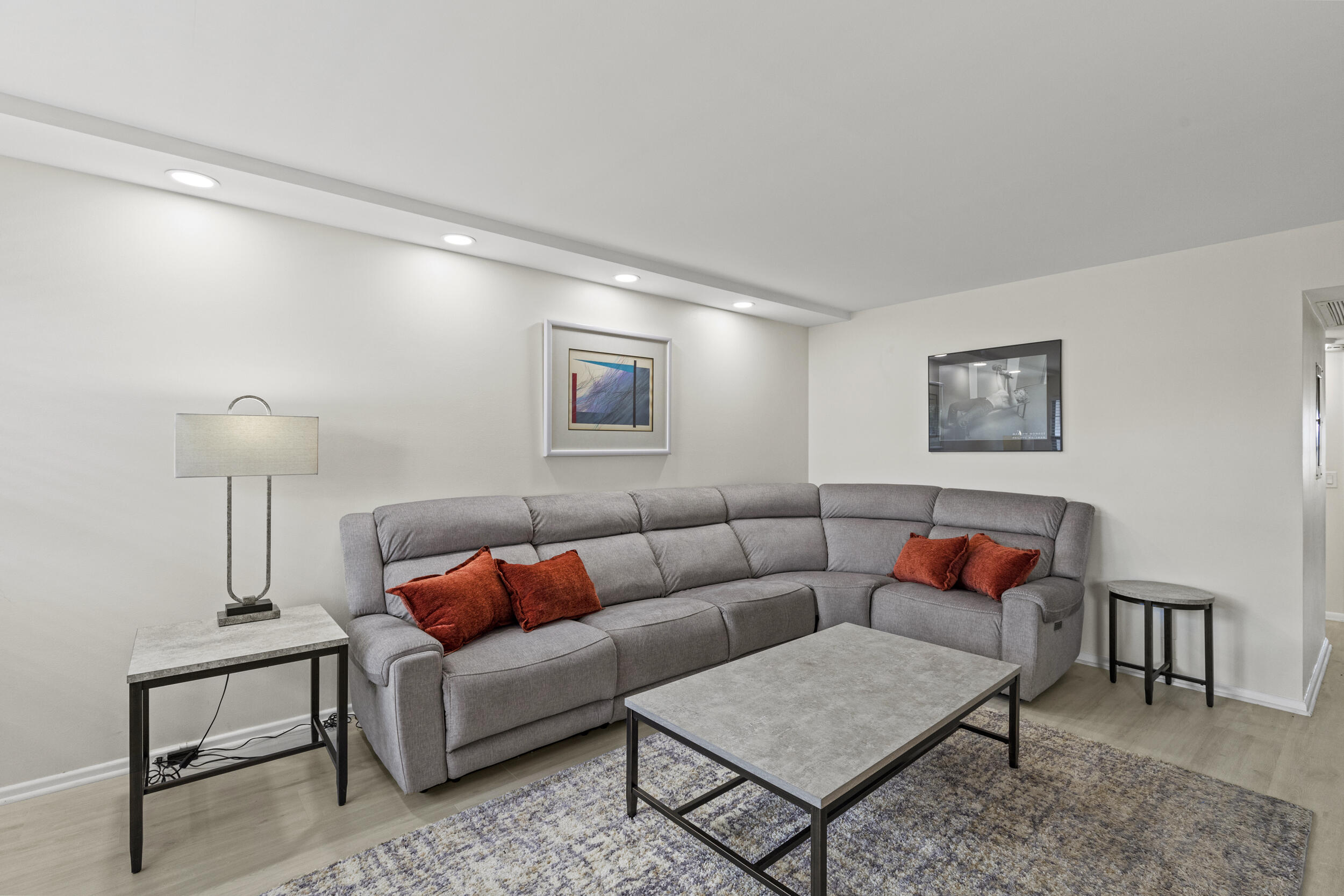 GUILDFORD AT CENTURY VILLAGE CONDO - Residential