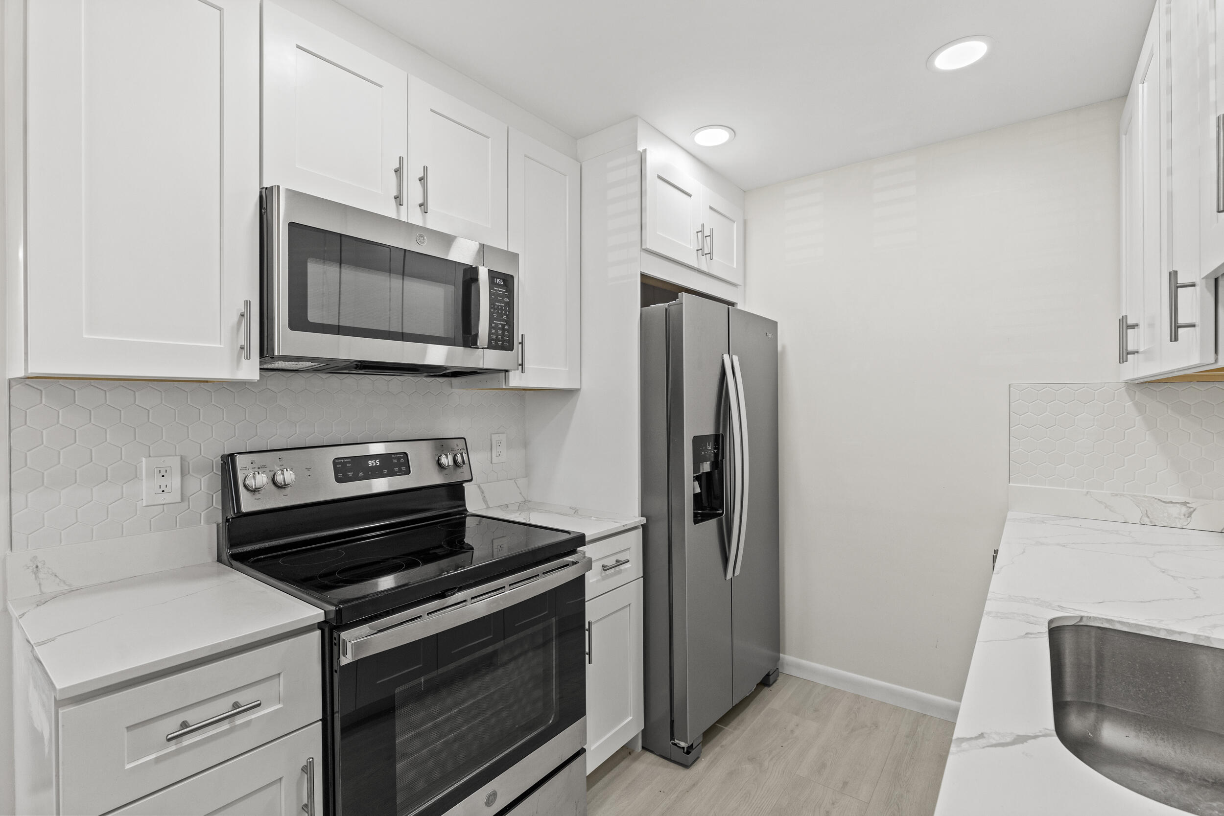 GUILDFORD AT CENTURY VILLAGE CONDO - Residential