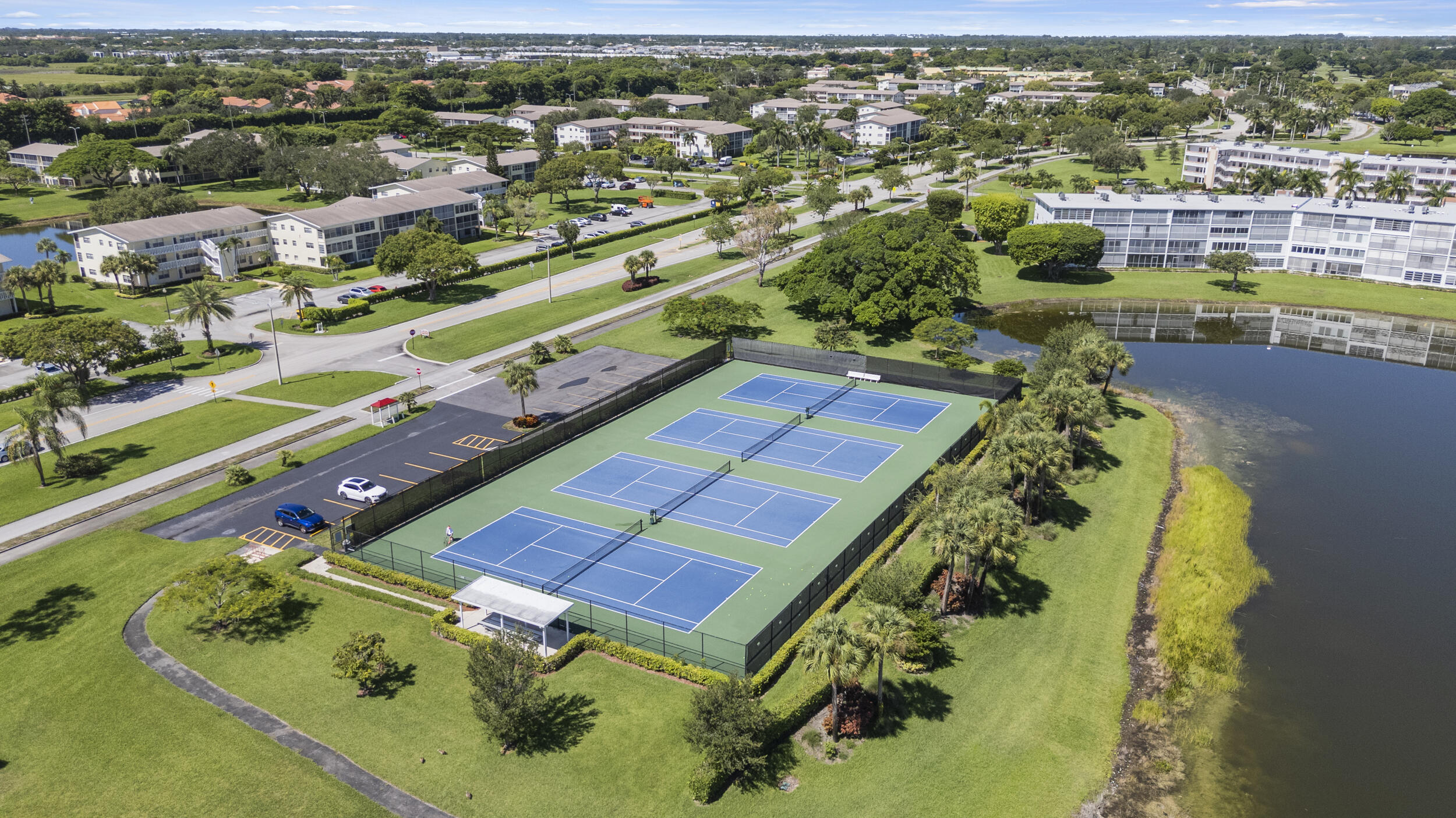 GUILDFORD AT CENTURY VILLAGE CONDO - Residential