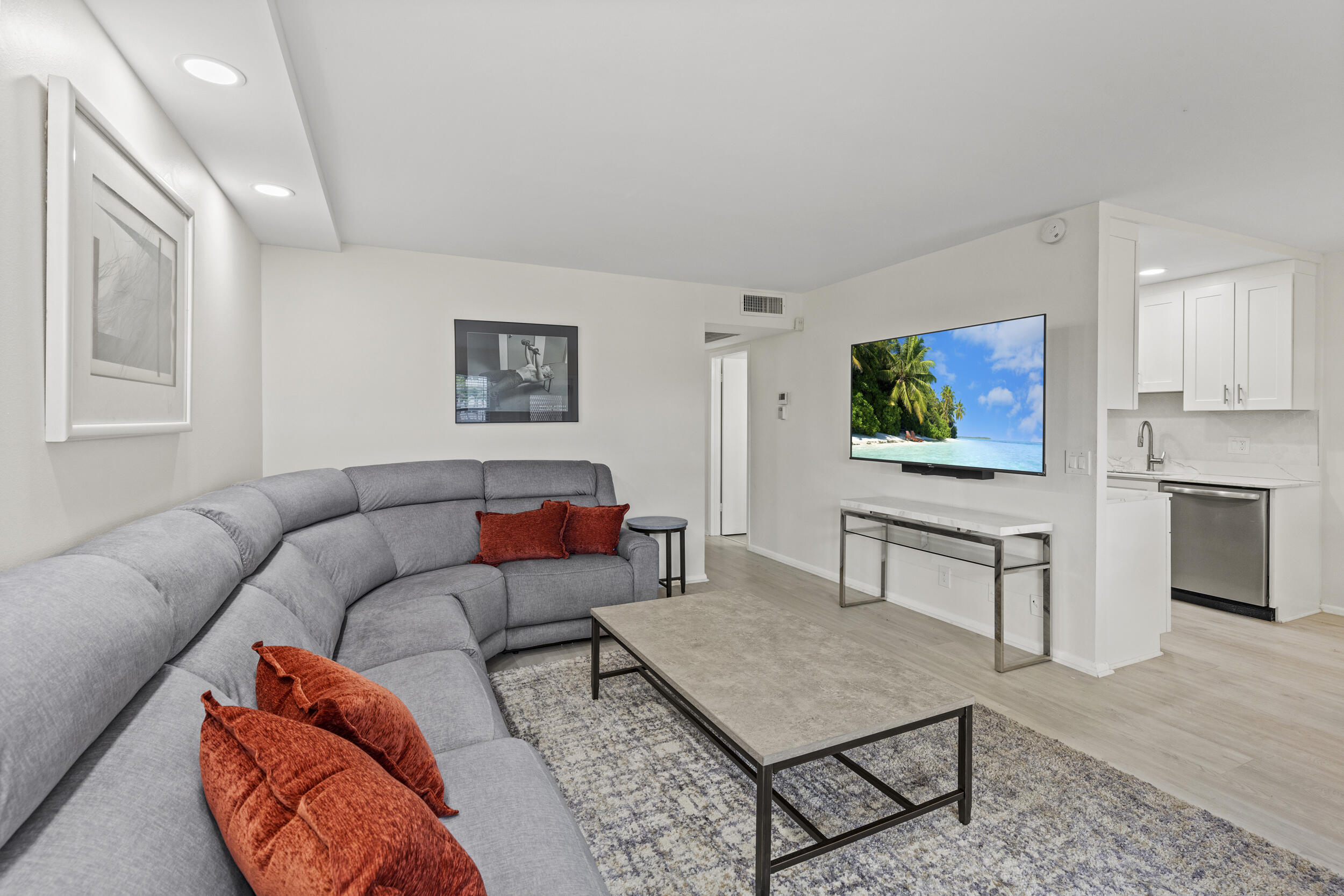 GUILDFORD AT CENTURY VILLAGE CONDO - Residential