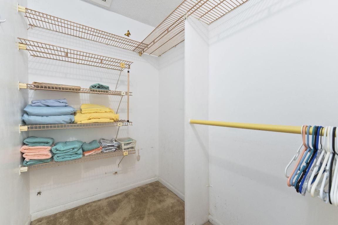 HIGH POINT OF FORT PIERCE CONDOMINIUM SECTION 1 - Residential