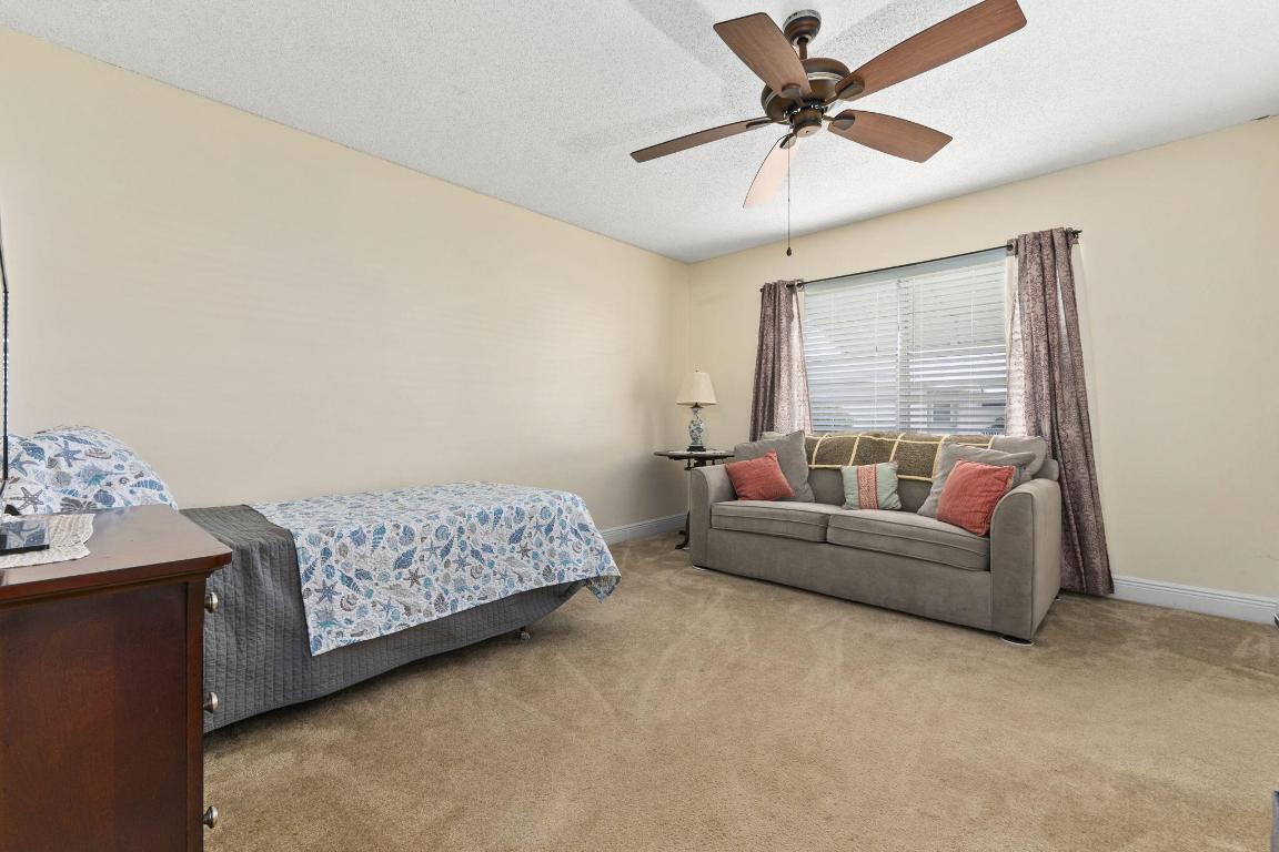 HIGH POINT OF FORT PIERCE CONDOMINIUM SECTION 1 - Residential