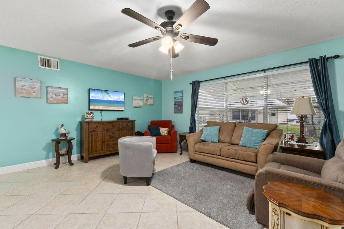 HIGH POINT OF FORT PIERCE CONDOMINIUM SECTION 1 - Residential