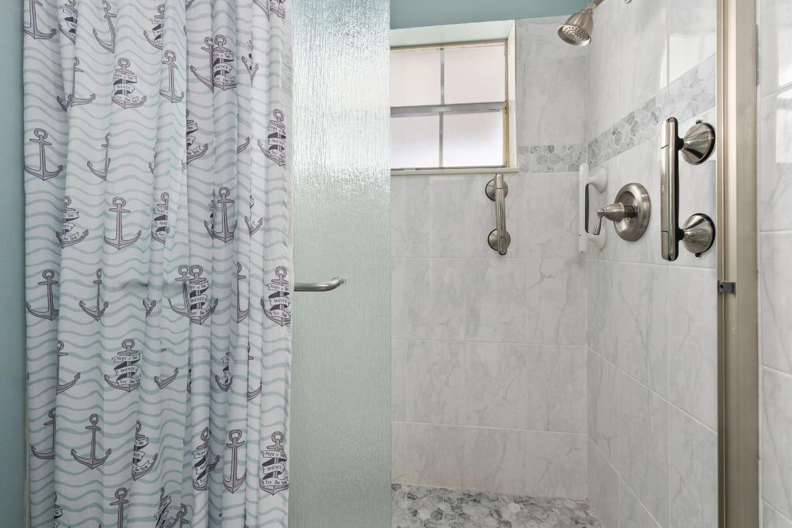 HIGH POINT OF FORT PIERCE CONDOMINIUM SECTION 1 - Residential