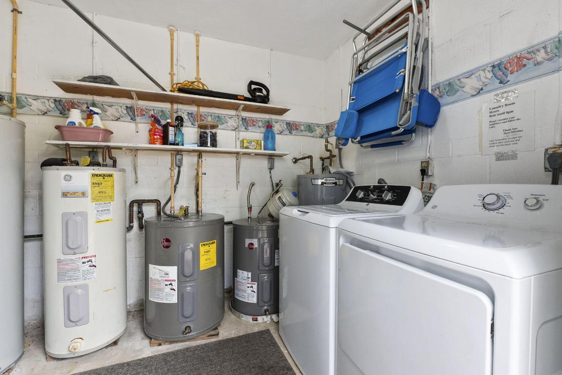 HIGH POINT OF FORT PIERCE CONDOMINIUM SECTION 1 - Residential