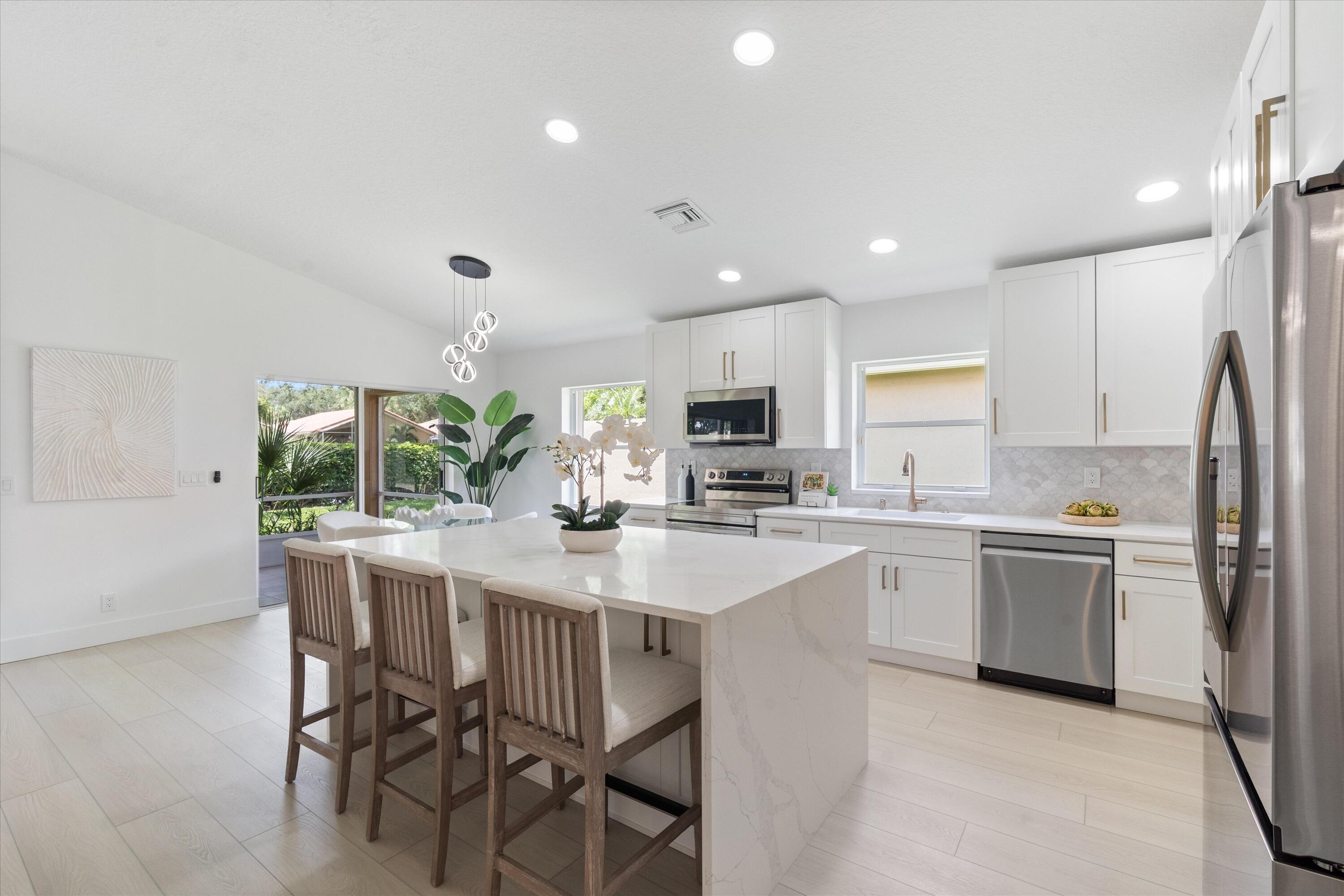 HUNTINGTON WALK 2 - Residential