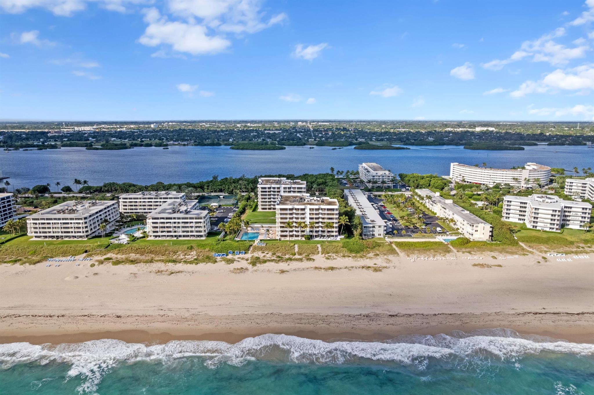 PALM BEACH STRATFORD COND - Residential