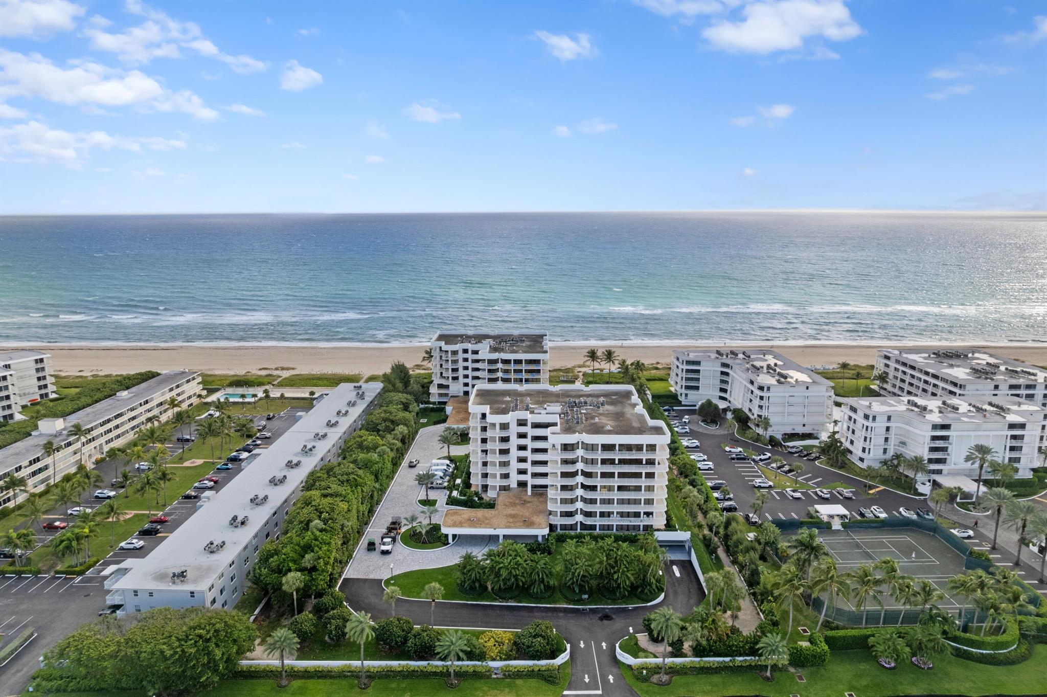 PALM BEACH STRATFORD COND - Residential